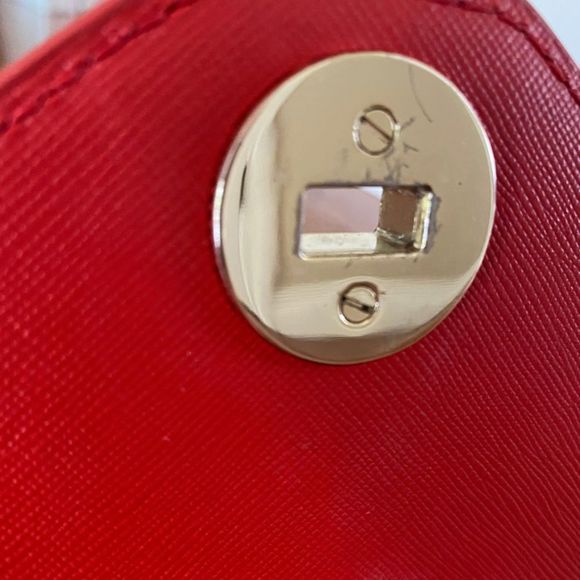 Tory Burch WOC - Picture 2 of 8